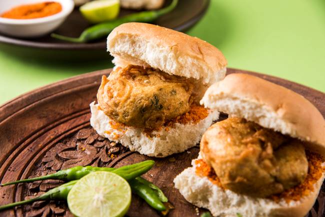 bombay street food, street foods of bombay, places to eat in mumbai