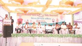 Lok Sabha polls 2019: ‘Poor turnout' forces CM Rupani to give Visavadar rally a miss