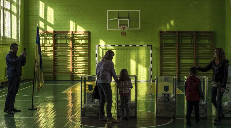 ukraine, ukraine elections, Volodymyr Zelensky, Petro Poroshenko, ukraine president, ukraine russia, ukraine presidential elections