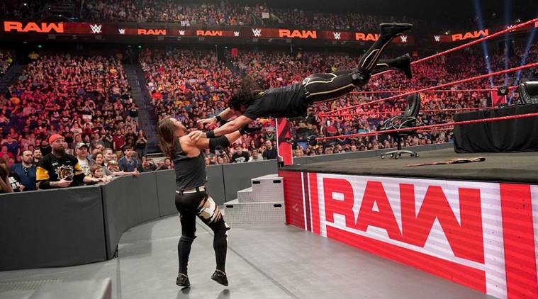 Wwe Raw Results Aj Styles Seth Rollins Clash At Contract Signing