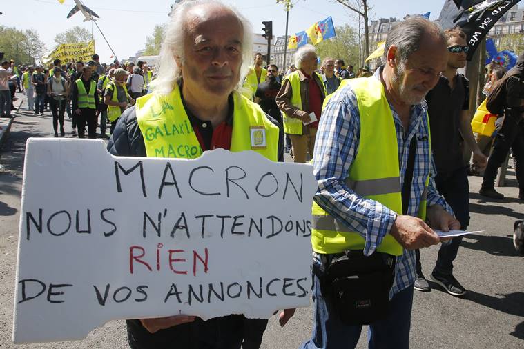 Paris: Yellow vest anger mixes with Notre Dame mourning