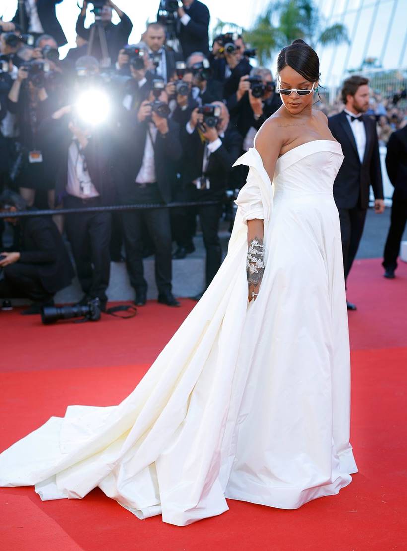 Cannes Film Festival, powerful looks, memorable looks of all times, audrey hepburn, julia roberts, Princess Diana, Madonna, Charlize Theron, Alessandra Ambrosio, Blake Lively, Bella Hadid, Natalie Portman, Freida Pinto, Hollywood, Italian, actors, actresses at Cannes, glamourous looks of all times, glamour quotient, Emilia Clarke, Cannes, French, France, cinematic voice, new cinema, Paris, French Riviera festival, coast off Maine, French Riviera, Aishwarya Rai Bachchan, indianexpress.com, indianexpressonline, indianexpress, Cannes 2019, Cannes over the years, latest photoshoots, actresses, Rihanna, Lupita,