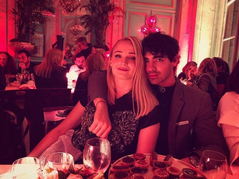 sophie turner with joe jonas