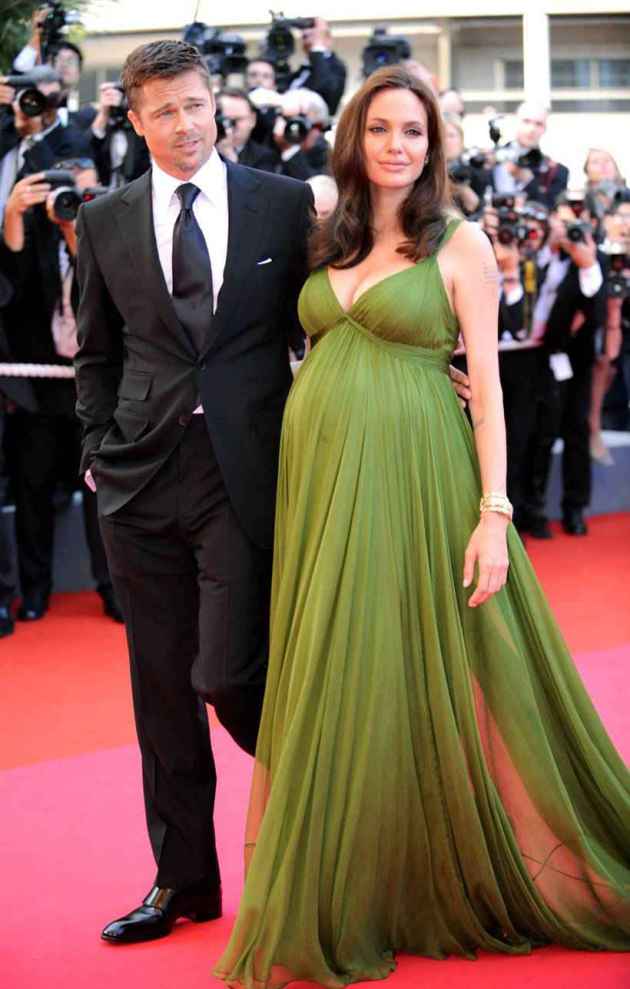 Cannes Film Festival, powerful looks, memorable looks of all times, audrey hepburn, julia roberts, Princess Diana, Madonna, Charlize Theron, Alessandra Ambrosio, Blake Lively, Bella Hadid, Natalie Portman, Freida Pinto, Hollywood, Italian, actors, actresses at Cannes, glamourous looks of all times, glamour quotient, Emilia Clarke, Cannes, French, France, cinematic voice, new cinema, Paris, French Riviera festival, coast off Maine, French Riviera, Aishwarya Rai Bachchan, indianexpress.com, indianexpressonline, indianexpress, Cannes 2019, Cannes over the years, latest photoshoots, actresses