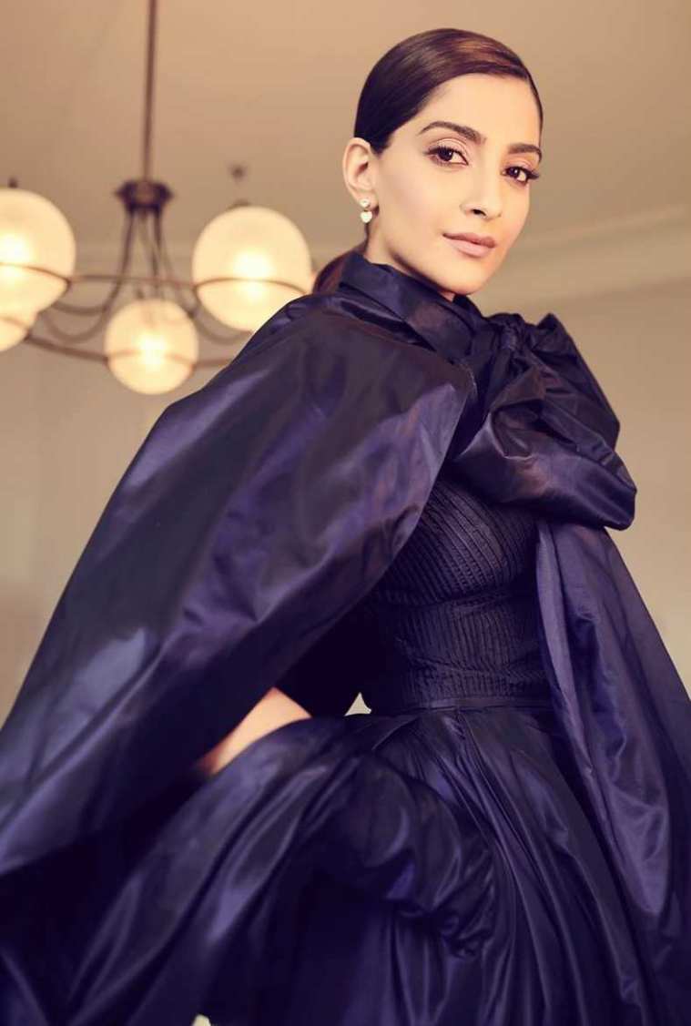 sonam kapoor pics