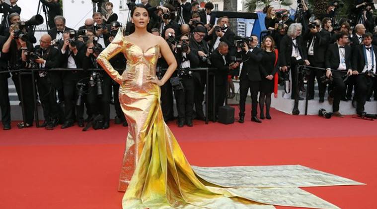 red carpet aishwarya rai gown