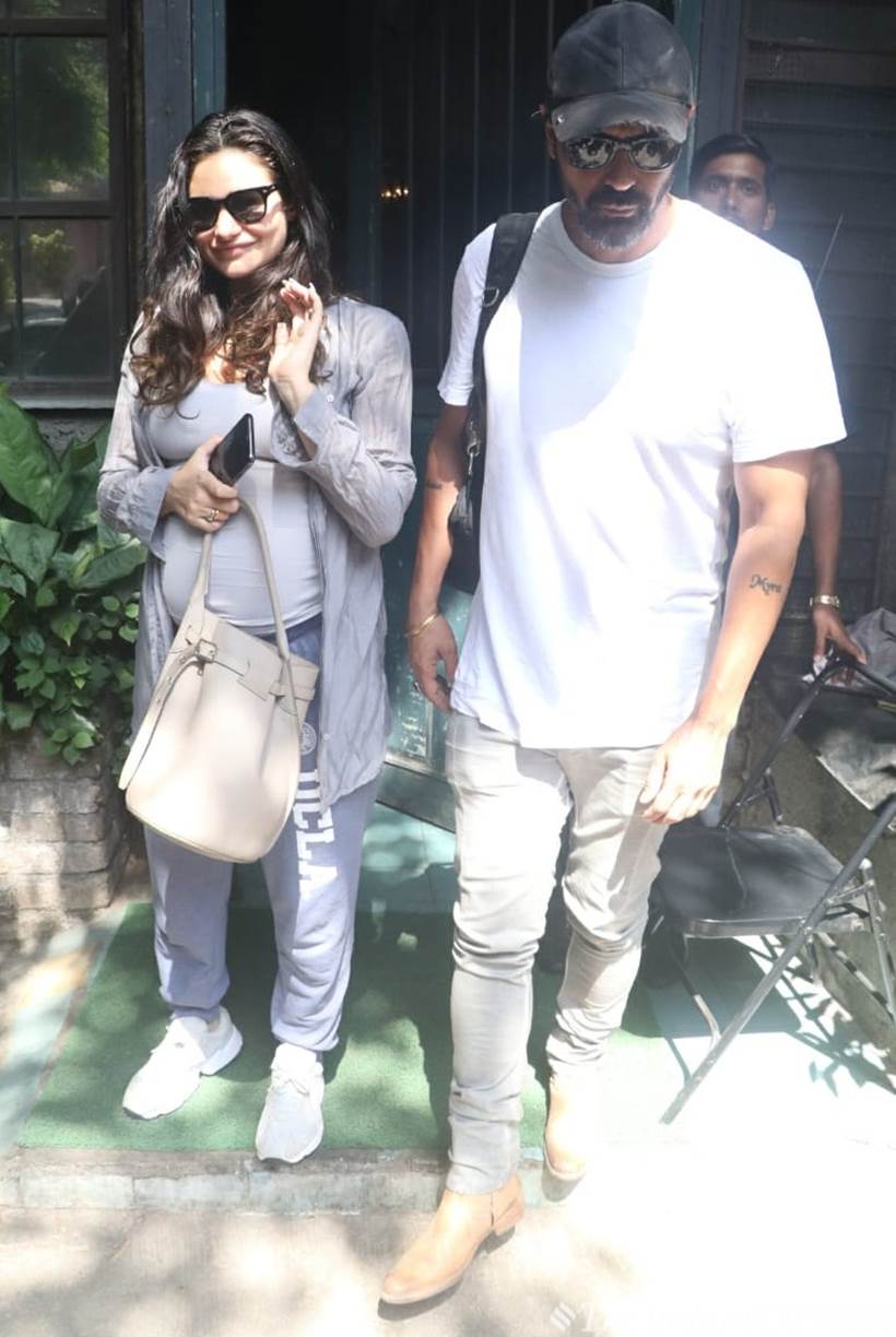 Arjun Rampal, Gabriella Demetriades