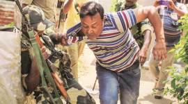 west bengal violence, west bengal elections, west bengal election violence, west bengal barrackpore violence, bjp arjun singh, bengal journalists attack, bengal elections journalists attacked, west bengal election barrackpore