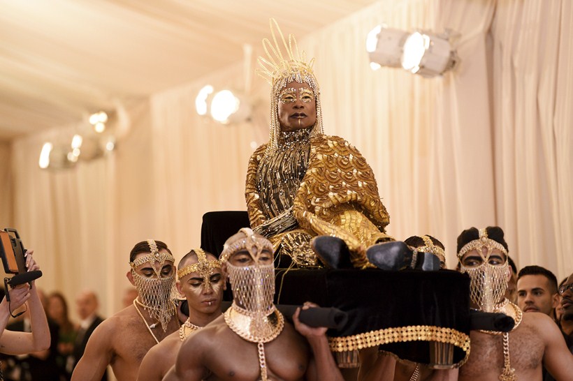 priyanka chopra, priyanka chopra met gala, priyanka chopra met gala 2019, met gala 2019, met gala, met gala best looks, met gala worst looks, met gala photos, met gala 2019 photos, met gala indian express, met gala 2019 indian express, lady gaga, dramatic looks met gala, dramatic looks met gala indian express, jared leto, ezra miller, michael urie, cardi b, men fashion met gala, male celebs met gala 2019, billy porter met gala, indian express news