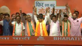 TMC mlas join bjp, tmc mlas, councillors, tmc to bjp, Mukul Roy, bjp win, subhranshu roy, indian express