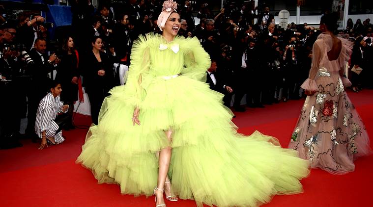 Cannes 2019 Deepika Padukone Turns Heads In This Giambattista Valli Tulle Gown Fashion News 