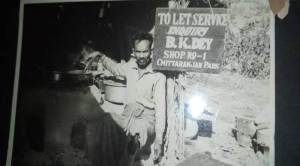 C R Park traders fish for memories as markets turn cosmopolitan