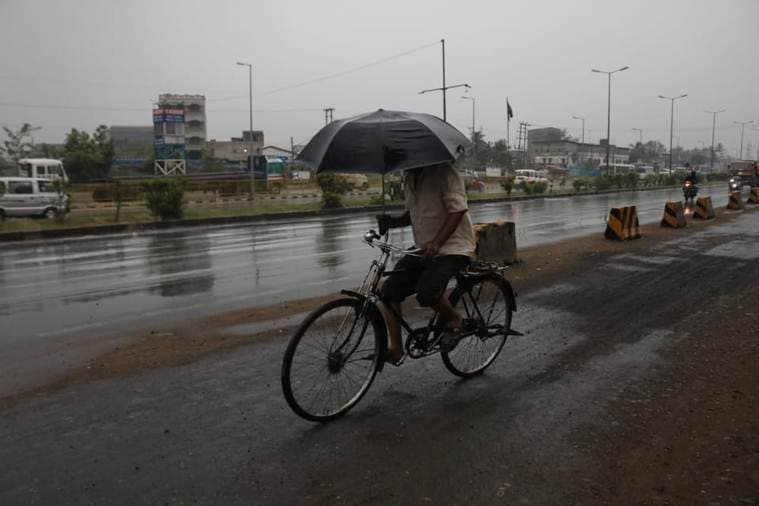 cyclone fani, cyclone fani odisha, cyclone fani in odisha today, cyclone fani today in odisha, imd, cyclone fani news, cyclone fani kolkata, cyclone fani live news, cyclone fani video, cyclone fani live video, cyclone fani location, weather today, today weather, cyclone fani in chennai