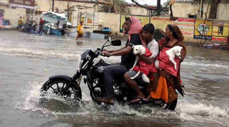 cyclone fani, fani cyclone, cyclone fani updates, fani cyclone updates, odisha cyclone, cyclone in odisha, cyclone fani kolkata, east coast railway, cyclone fani live updates, updates on cyclone fani, cyclone fani weather updates, india news, Indian Express