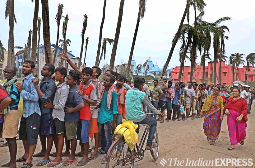 cyclone fani, cyclone odisha, cyclone fani aftermath, cyclone fani aftermath photos, cyclone fani odisha, odisha cyclone, fani cyclone, cyclone fani news, Bhubaneswar cyclone cyclone fani updates, cyclone fani news updates, cyclone fani death toll, cyclone fani relief operations, india news, Indian Express