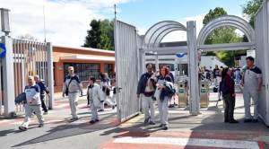 Fiat Chrysler confirms merger talks with Renault