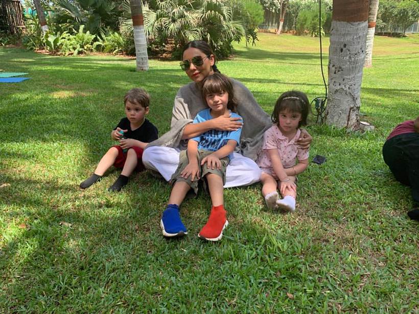 Gauri Khan, Abram, yash, roohi
