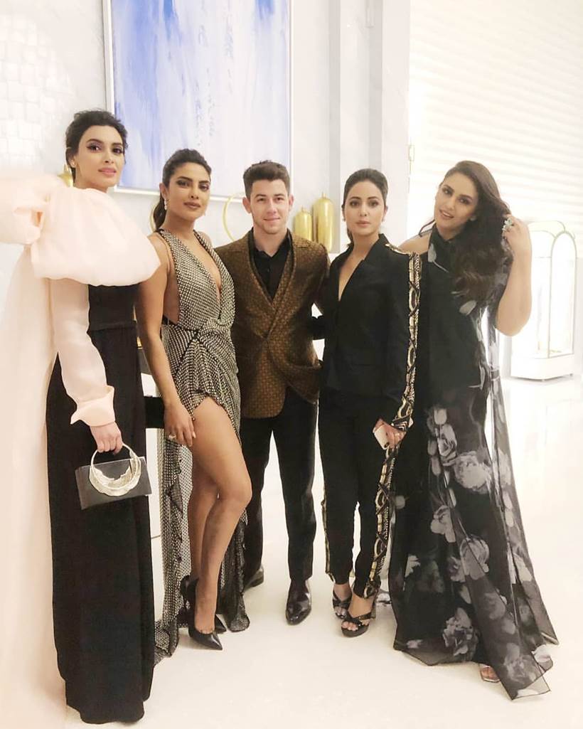 Taimur, Taimur Ali khan, Aishwarya Rai Bachchan, Aaradhya Bachchan, Neetu Kapoor, rishi kapoor, Bhumi Pednekar, Sunny Leone, Aadar Jain, Armaan Jain, Arjun Rampal, Gabriella Demetriades, social media photos, celeb social media photos, Varun Dhawan, Parineeti Chopra, Katrina Kaif, Shraddha Kapoor