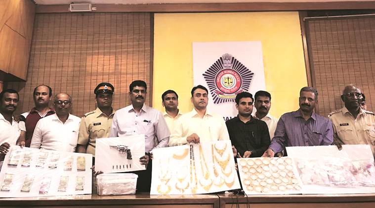 Two arrested for jewellery theft