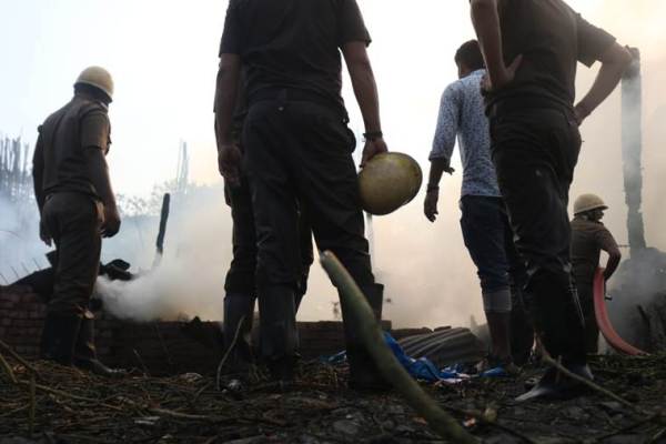 Kolkata fire at Park Circus, park circus fire, fire at plywood store, kolkata fire at plywood store, kolkata park circus fire, kolkata fire, kolkata news, kolkata fire news,