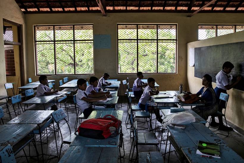 sri lanka schools, sri lanka schools reopen, sri lanka schools photos, Sri Lanka blasts, Sri Lanka attacks, Sri Lankan institutions, Sri Lanka terror attack, Easter church attacks, ISIS attacks, ISIS attacks in Sri Lanka, Sri Lanka militant attacks, Sri Lanka Easter attacks, world news, Indian Express