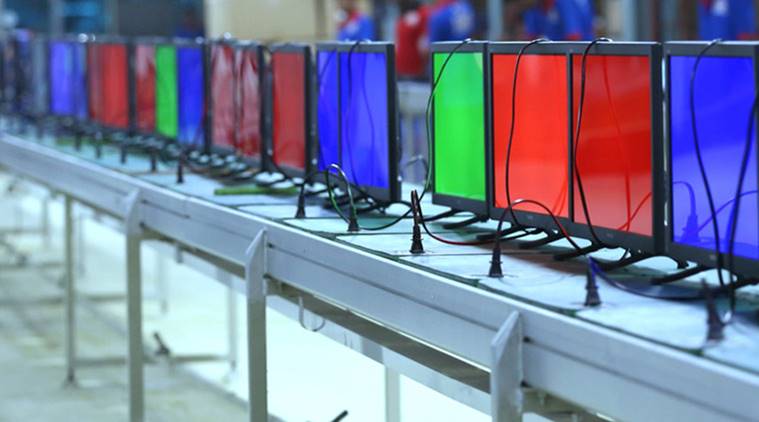 Hyderabad, The University of hyderabad, , low cost rubbing machine, machine for LCD, Liquid Crystal Displays machine, LCD machine, tech news,science news indian express