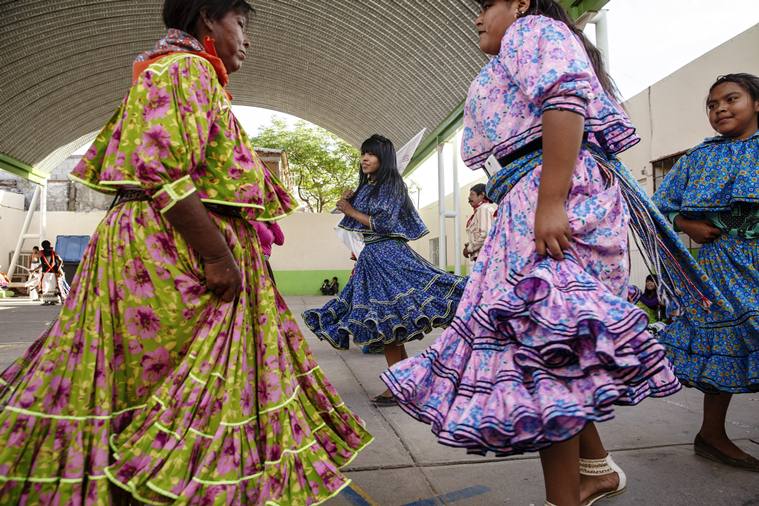 Rarámuri, Chihuahua, Mexico, Mexican women, mexican dress, traditional mexican dress