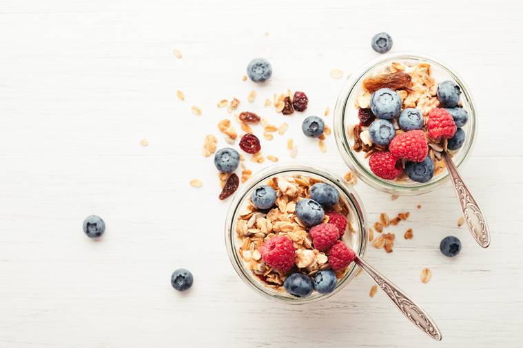 breakfast, muesli,power-packed breakfast, nuts, fruits,soluble fibres, whole grains, weight management, zero cholesterol,busy day, DIY recipes,wheat flakes, grains, seeds, dried fruit, indianexpress.com, indianexpressonline, indianexpress, healthy eating, healthy munching, unhealthy munching snacks, filling, hungerpangs, yogurt, low fat milk, skim milk, overnight oats, raw oats,