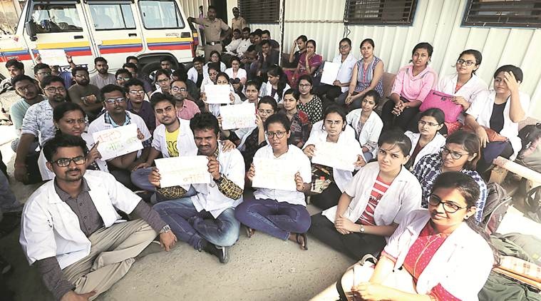 Quota ordinance: PG aspirants, parents claim decision unfair; silent protest today