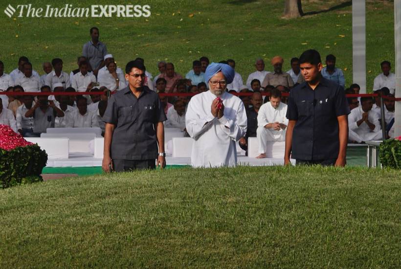jawaharlal nehru death anniversary, nehru death anniversary photos, shanti vanm, rahul gandhi, sonia gandhi, hamid ansari, pranab mukherjee, manmohan singh, pm modi, congess pays homage, india news, indian express