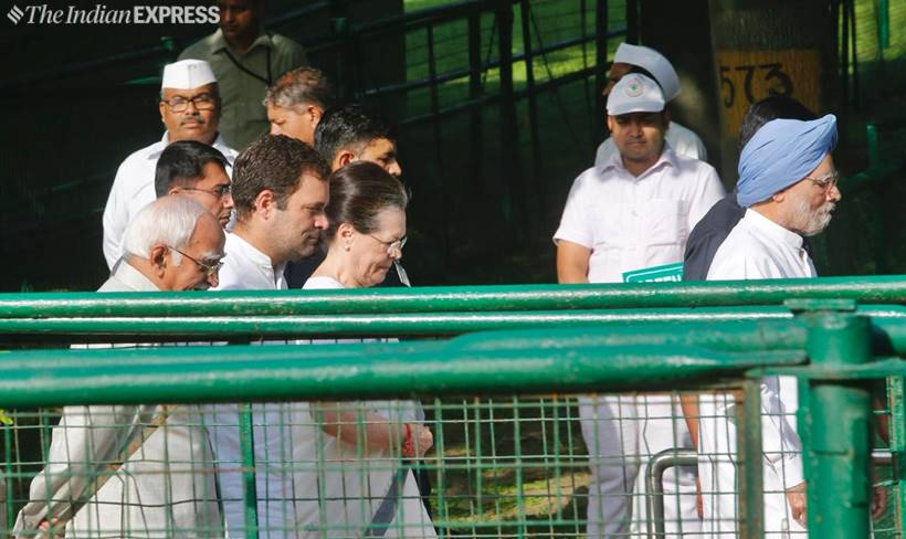jawaharlal nehru death anniversary, nehru death anniversary photos, shanti vanm, rahul gandhi, sonia gandhi, hamid ansari, pranab mukherjee, manmohan singh, pm modi, congess pays homage, india news, indian express
