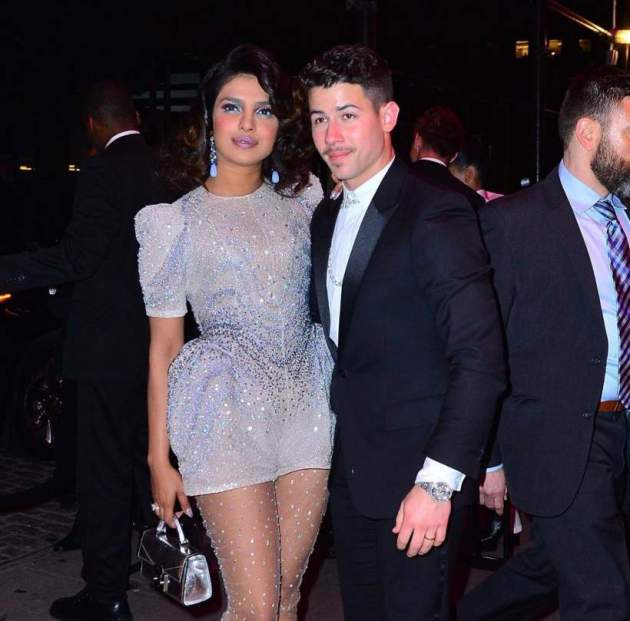 nick priyanka images