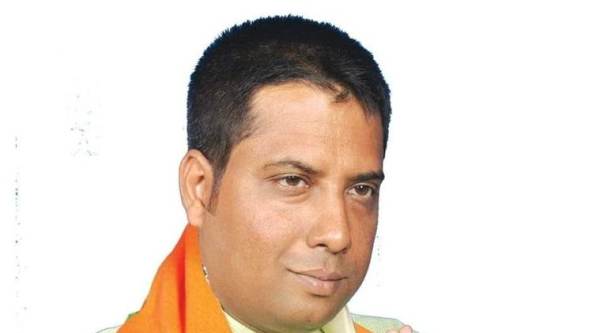 nilanjan roy, molestation case against nilanjan roy, abhishek banerjee, molestation case against bengal bjp candidate, diamond harbour, mamata banerjee