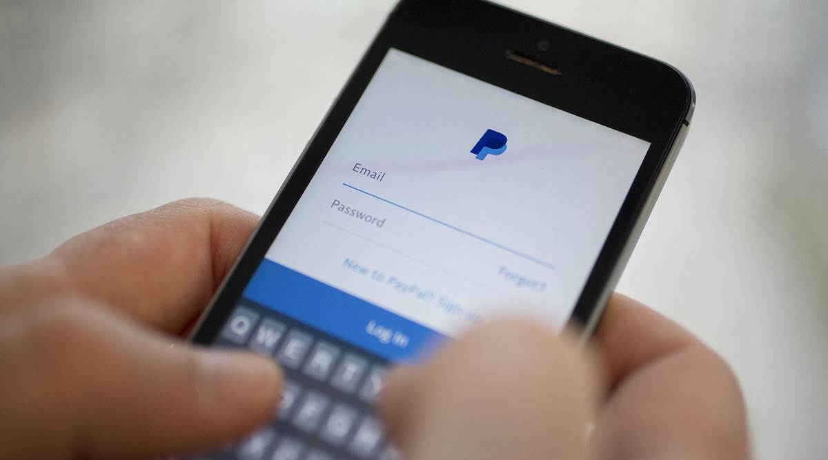 PayPal overhauls US rates as payments rivalry heats up