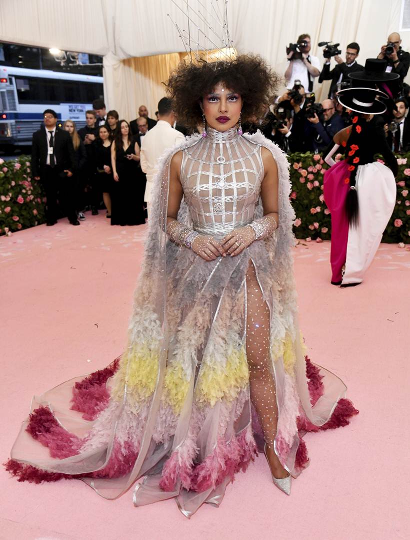 priyanka chopra, priyanka chopra met gala, priyanka chopra met gala 2019, met gala 2019, met gala, met gala best looks, met gala worst looks, met gala photos, met gala 2019 photos, met gala indian express, met gala 2019 indian express, lady gaga, dramatic looks met gala, dramatic looks met gala indian express, jared leto, ezra miller, michael urie, cardi b, men fashion met gala, male celebs met gala 2019, billy porter met gala, indian express news