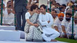 rahul gandhi, rahul gandhi resigns, rahul gandhi resigns as congress chief, priyanka gandhi