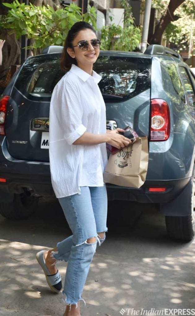 Anushka Sharma, Virat Kohli, Malaika Arora, Sanjay Dutt, Sidharth Malhotra, Kiara Advani, Sania Mirza, Rakul Preet, Yami Gautam, Twinkle Khanna