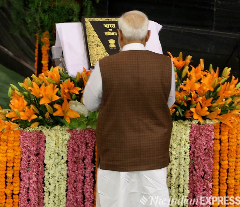 Narendra Modi, Narendra Modi speeches, Lok sabha elections BJP, BJP, PM Modi, Modi parliament speech, Lok Sabha election results, LK Advani, india news, Indian Express