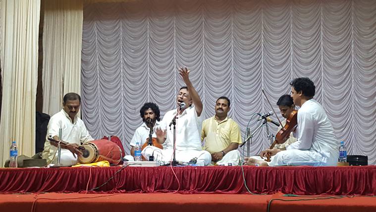 TM Krishna, Akkarai Subhalakshmi, Thrissur, Sanjay Subrahmanyan, Pathanamthita, Carnatic concert, Lord Shiva, Natanamakriya, Mohanam, classic Kerala temple concert, vocalist Saketharaman, Thiruvananthapuram