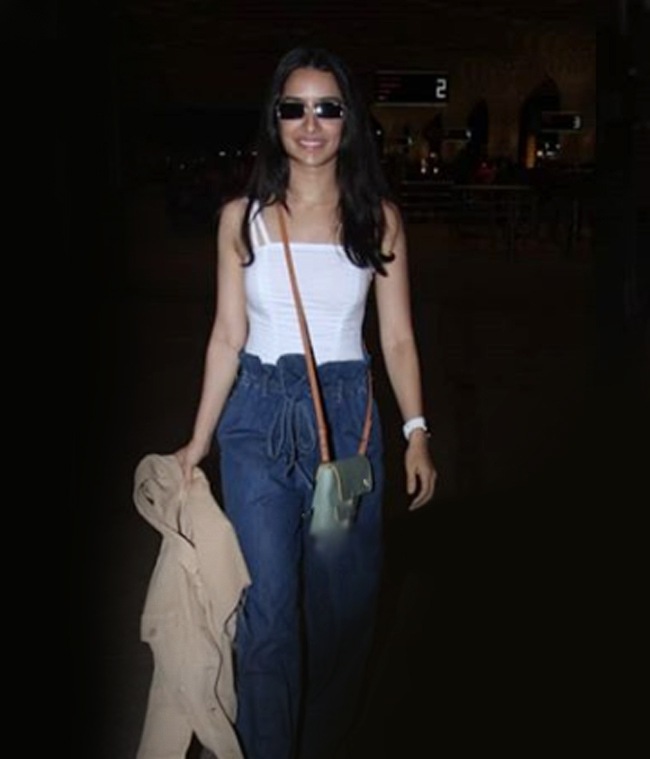 kareena, alia bhatt, white, celebrities in white, white, summer fashion, summer fashion, indian express, indian express news