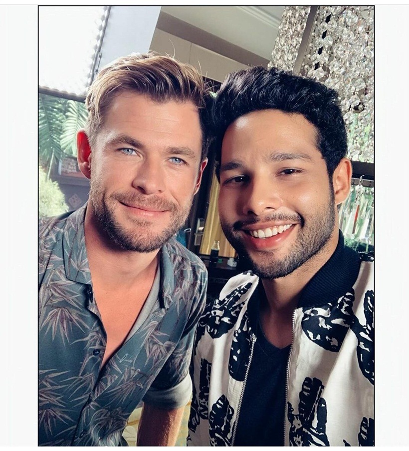 siddhanth chaturvedi with chris hemsworth