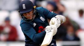 Tom Curran, Tom Curran batting, Tom Curran cameo, England vs Pakistan 5th ODI, Pakistan vs England 5th ODI, Tom Curran scoop shot, Hasan Ali
