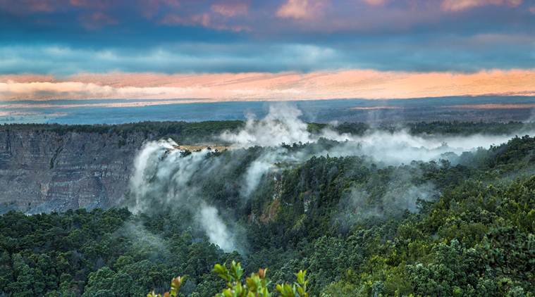 Hawaii Volcanoes National Park, accident at Hawaii Volcanoes National Park, man falls into active volcano, Hawaii Volcanoes National Park mishap, US geological survey
