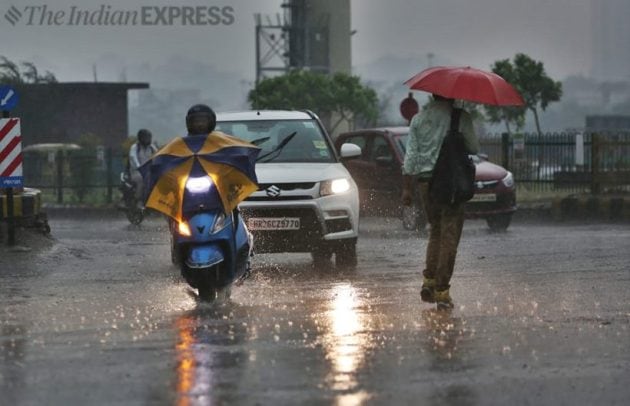 Delhi, Delhi showers, Delhi rains, Delhi Humidity level, Meterological department, Weatherman, Delhi news, Indian Express news
