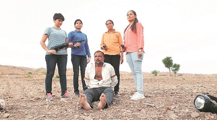 women police nabs gangster, women police team nabs gangster, gangster nabbed, gujarat police, women ats, gujarat women ats, indian express
