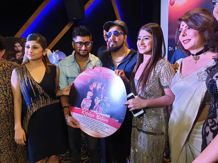 mika singh birthday party photos