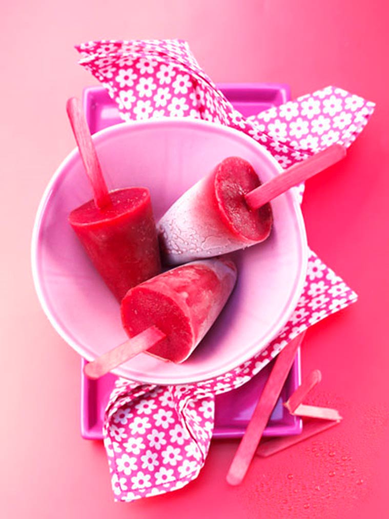 summer, summer drinks, cranberry popsicles, cranberry sorbet