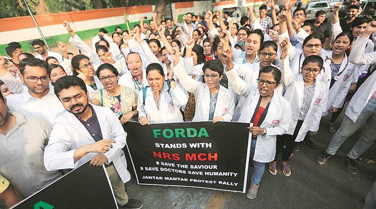 AIIMS, AIIMS Resident doctors protest, West Bengal doctors protest, Mamata Banerjee doctors protest, attack on doctor in West Bengal, India news, Indian Express