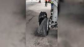 Watch: SpiceJet plane struggles to land in Jaipur after tyre burst; all passengers safe