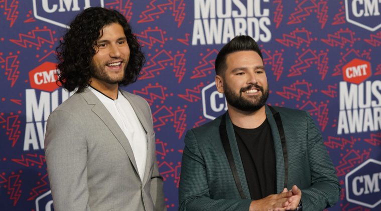 Dan + Shay perform at Jonas-Turner wedding